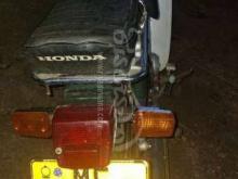 https://riyasewana.com/uploads/bajaj-super-cub-19184125440370.jpg