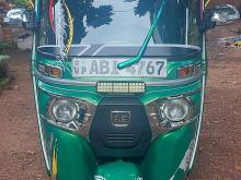 https://riyasewana.com/uploads/bajaj-thee-wheel-2411015117746.jpg