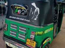 https://riyasewana.com/uploads/bajaj-thee-wheel-24658074932.jpg
