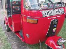 https://riyasewana.com/uploads/bajaj-thee-wheel-62327504892.jpg