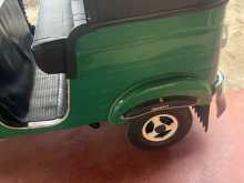 https://riyasewana.com/uploads/bajaj-thre-wheel-201831354253.jpg