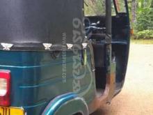 https://riyasewana.com/uploads/bajaj-three-3103135622419.jpg