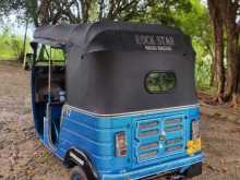 https://riyasewana.com/uploads/bajaj-three-weel-2015-621533812792.jpg