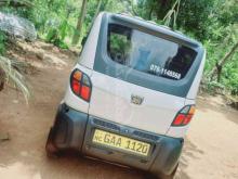 https://riyasewana.com/uploads/bajaj-three-weel-22121341498239.jpg