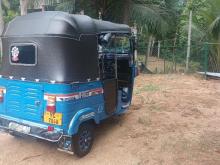 https://riyasewana.com/uploads/bajaj-three-weel-22708236295.jpg