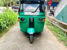 Bajaj 4 Stroke 2011 Three Wheel