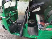 https://riyasewana.com/uploads/bajaj-three-werl-151309544423.jpg