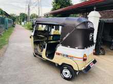 https://riyasewana.com/uploads/bajaj-three-wheel-1017164222992.jpg