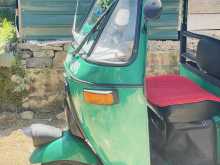 https://riyasewana.com/uploads/bajaj-three-wheel-1116141522992.jpg