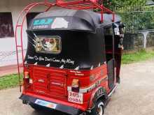https://riyasewana.com/uploads/bajaj-three-wheel-117305722633.jpg