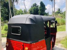 https://riyasewana.com/uploads/bajaj-three-wheel-1210420617445.jpg