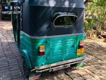 https://riyasewana.com/uploads/bajaj-three-wheel-131028384982.jpg