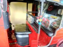 https://riyasewana.com/uploads/bajaj-three-wheel-1311064117416.jpg
