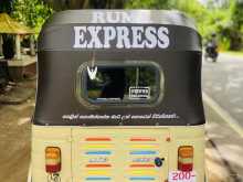 https://riyasewana.com/uploads/bajaj-three-wheel-1415165622153.jpg