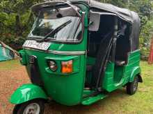 https://riyasewana.com/uploads/bajaj-three-wheel-1511241622422.jpg
