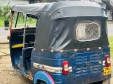 https://riyasewana.com/uploads/bajaj-three-wheel-1514230822423.jpg