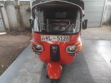 https://riyasewana.com/uploads/bajaj-three-wheel-1517241817695.jpg