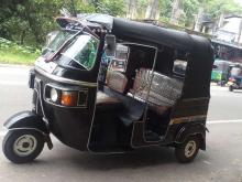 https://riyasewana.com/uploads/bajaj-three-wheel-151807016936.jpg