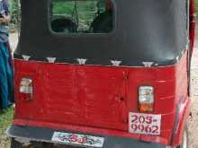 https://riyasewana.com/uploads/bajaj-three-wheel-15808274693.jpg