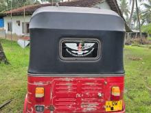 https://riyasewana.com/uploads/bajaj-three-wheel-161700216866.jpg