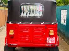 https://riyasewana.com/uploads/bajaj-three-wheel-161915324792.jpg