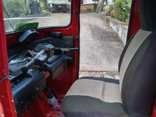 https://riyasewana.com/uploads/bajaj-three-wheel-16828146636.jpg