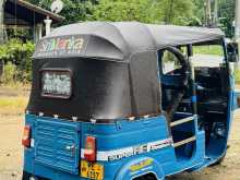 https://riyasewana.com/uploads/bajaj-three-wheel-1710461522812.jpg