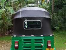 https://riyasewana.com/uploads/bajaj-three-wheel-171718204722.jpg