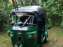 https://riyasewana.com/uploads/bajaj-three-wheel-171719066775.jpg
