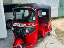 Bajaj 4 Stroke 2019 Three Wheel