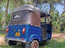 https://riyasewana.com/uploads/bajaj-three-wheel-181231294643.jpg