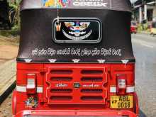 https://riyasewana.com/uploads/bajaj-three-wheel-1821220422202.jpg