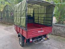 https://riyasewana.com/uploads/bajaj-three-wheel-18744226326.jpg