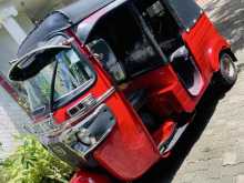 https://riyasewana.com/uploads/bajaj-three-wheel-1912571222042.jpg