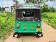 https://riyasewana.com/uploads/bajaj-three-wheel-191520344232.jpg