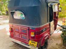 https://riyasewana.com/uploads/bajaj-three-wheel-1994-2112021812453.jpg
