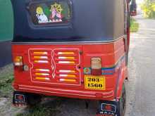 https://riyasewana.com/uploads/bajaj-three-wheel-1998-2821035712723.jpg