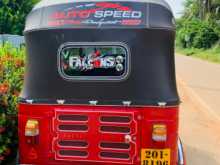 https://riyasewana.com/uploads/bajaj-three-wheel-2000-206494012182.jpg