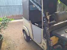 https://riyasewana.com/uploads/bajaj-three-wheel-2002-2815530712533.jpg