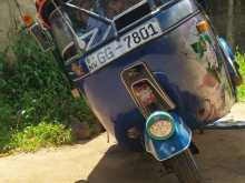 Bajaj RE 2002 Three Wheel