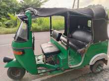 https://riyasewana.com/uploads/bajaj-three-wheel-2004-100202812262.jpg