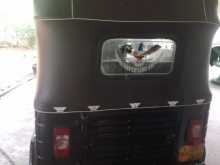 https://riyasewana.com/uploads/bajaj-three-wheel-2004-2418573612252.jpg