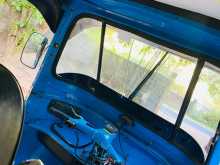https://riyasewana.com/uploads/bajaj-three-wheel-2006-158402212794.jpg