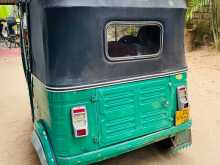 https://riyasewana.com/uploads/bajaj-three-wheel-2006-259063512642.jpg