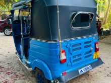 https://riyasewana.com/uploads/bajaj-three-wheel-2006-27432812132.jpg