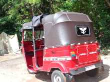 https://riyasewana.com/uploads/bajaj-three-wheel-2006-67192512163.jpg