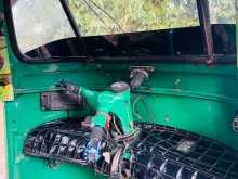 https://riyasewana.com/uploads/bajaj-three-wheel-2007-149170912894.jpg