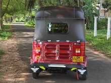 https://riyasewana.com/uploads/bajaj-three-wheel-2007-1815083812962.jpg