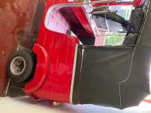 https://riyasewana.com/uploads/bajaj-three-wheel-2007-2111371012324.jpg