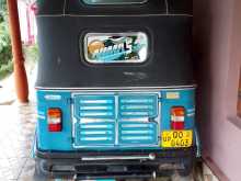 https://riyasewana.com/uploads/bajaj-three-wheel-2008-288115112792.jpg